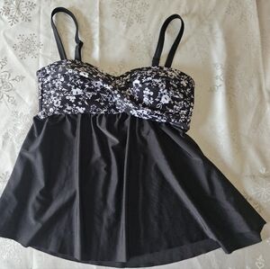 ARIE- TANKINI Swimsuit Bathing Suit Top Only Sz S